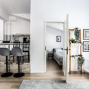 Fully-furnished With Air Conditioning For Families, Cracow Old Town , Krakow Poland